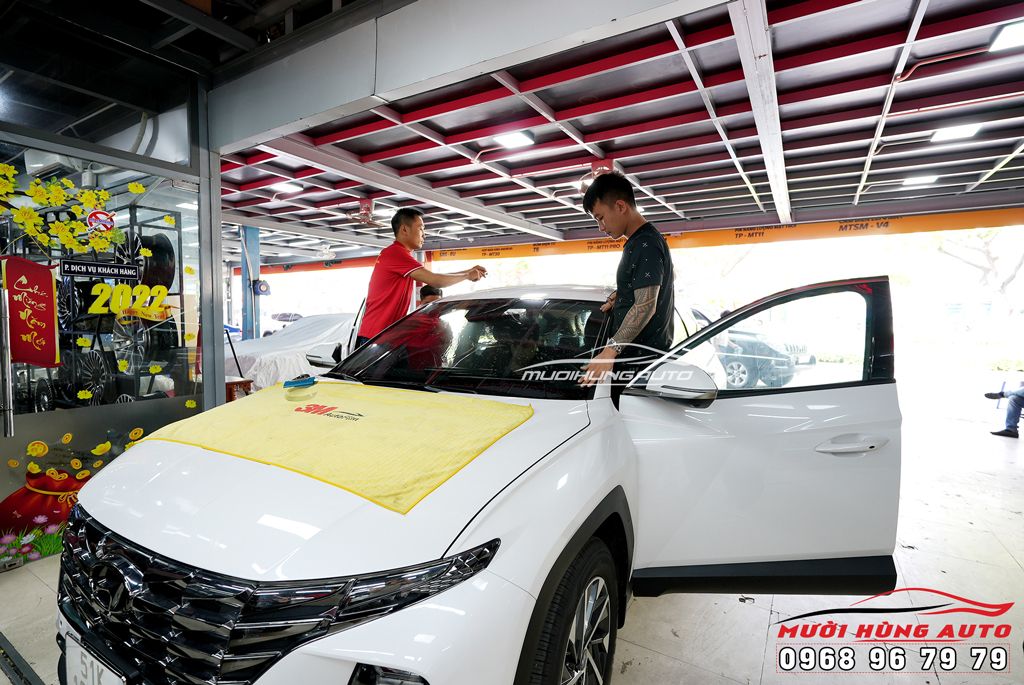 Dán Phim Cách Nhiệt Chống Nóng 3M Cho Ô Tô HYUNDAI TUCSON 2022 Tại TPHCM