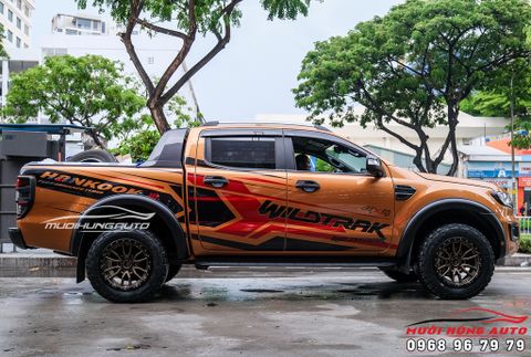  Độ Mâm Lazang Và Dán Tem Hông Xe Ford Ranger 