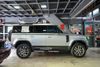 Land Rover Defender Lắp Bệ Bước Lên Xuống Cao Cấp