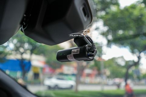  Xe FORD EVEREST 2022 Lắp Camera Hành Trình VIETMAP TS-2K Chính Hãng 