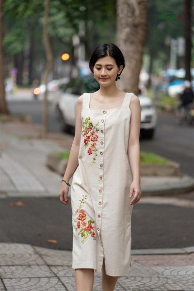  Đầm thêu tay 2 dây Beige Bằng Lăng cam 