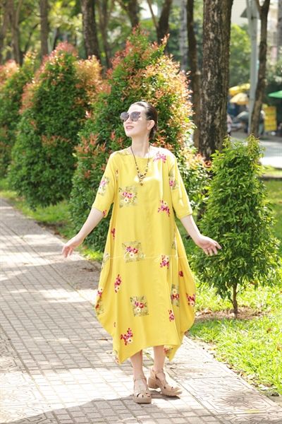  Đầm DoDo vàng cháy linen ren thêu vi tính 