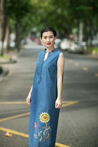  Đầm denim dài trụ sn thêu tulip paisley 