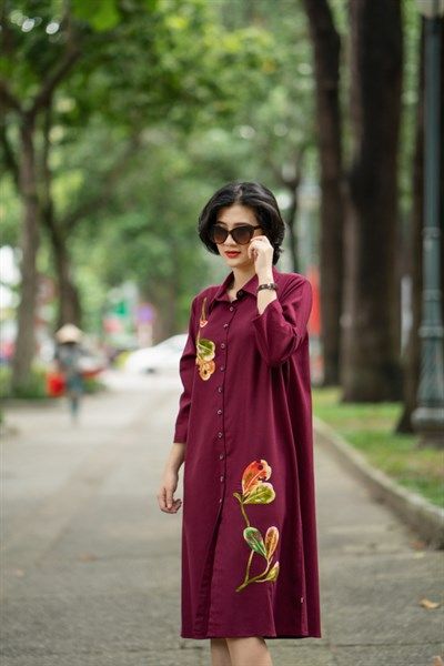 Đầm linen đỏ rượu thêu tay Lá Bàng