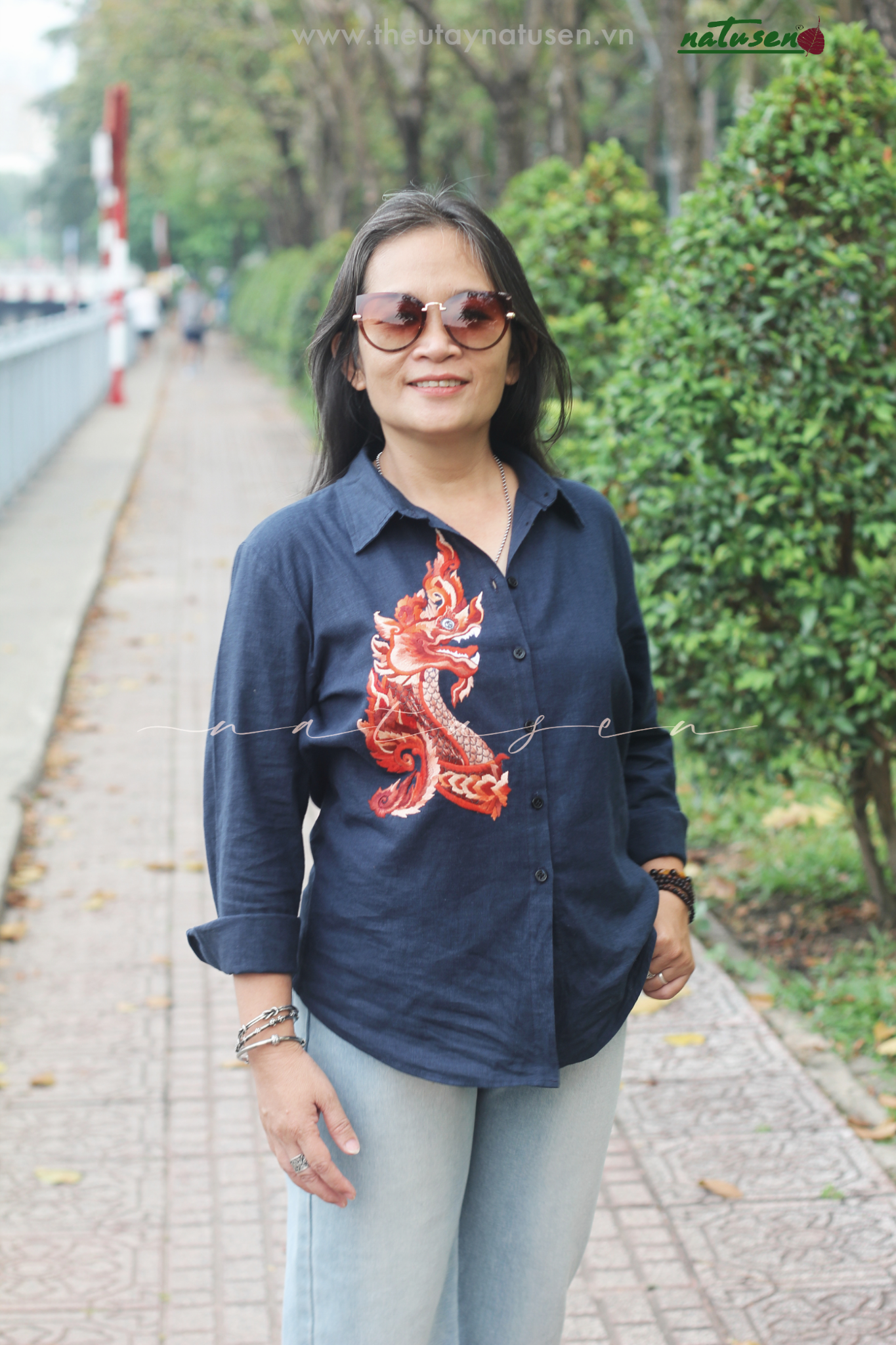 Áo chemise Xanh Đen thêu tay Rồng Naga