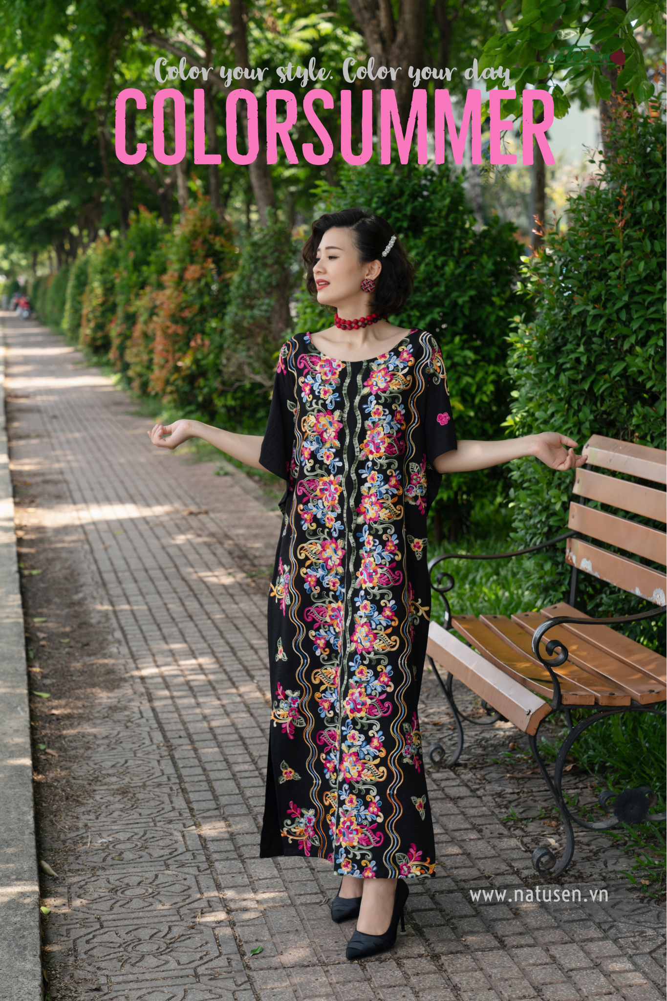 Đầm maxi Ren Thêu cánh bướm