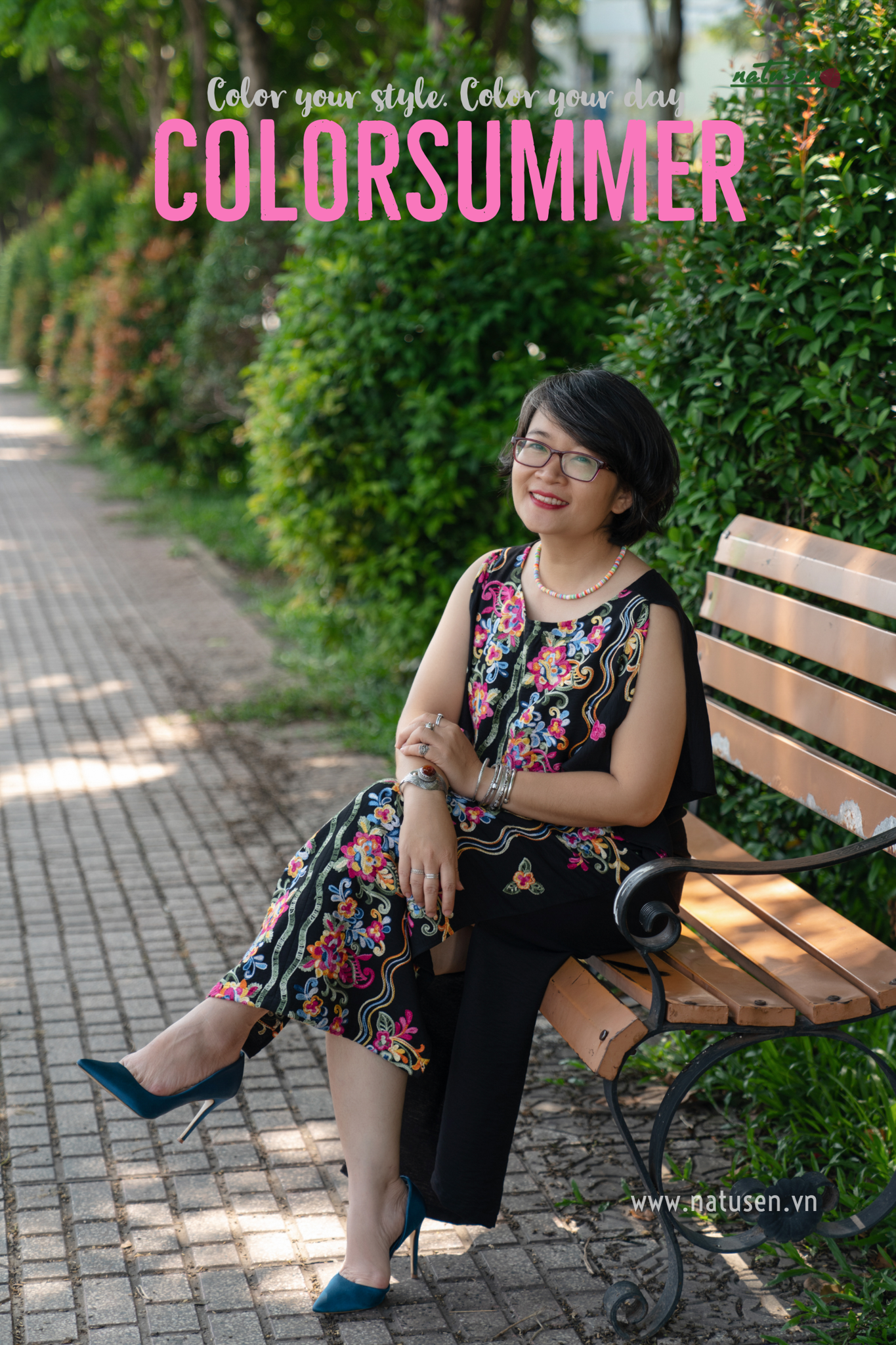Đầm maxi Ren Thêu cánh bướm