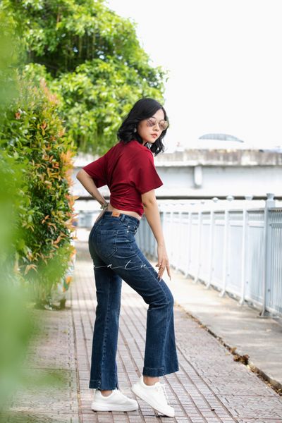  Quần Jeans ống loe - Dark 