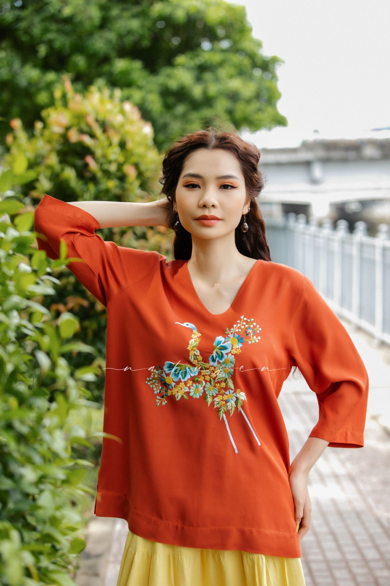 Áo boho tim Đỏ Gạch thêu tay Hạc Hoa Thị