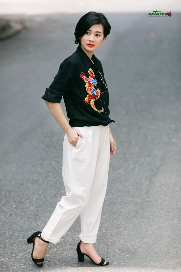 Áo chemise thêu tay Tắt kè bách hoa
