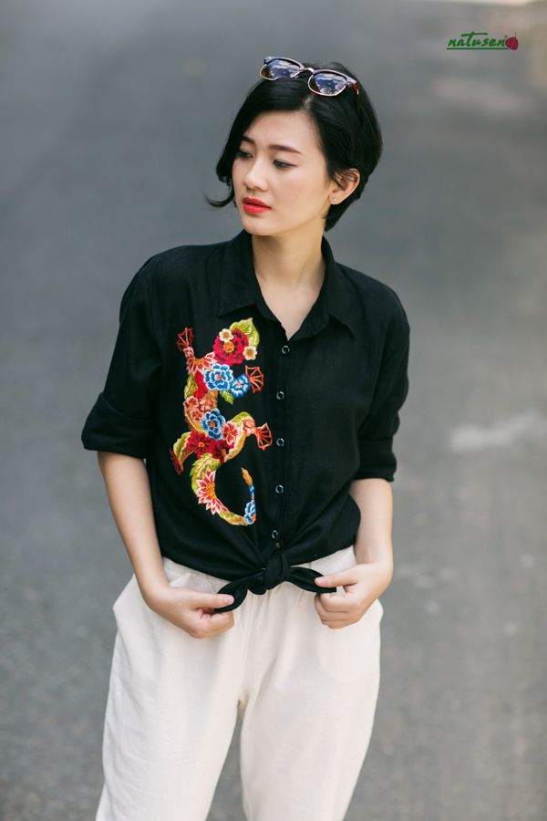 Áo chemise thêu tay Tắt kè bách hoa