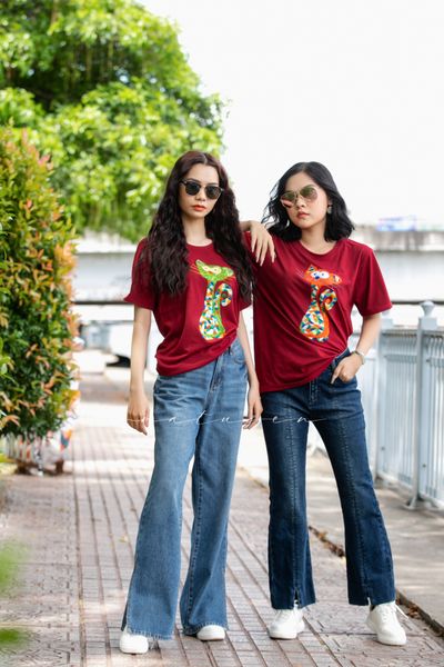  Quần jeans suông ống rộng xẻ bên Ymi Medium 