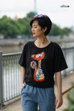  Áo T-shirt Black thêu thủ công Mèo Bách Hoa 