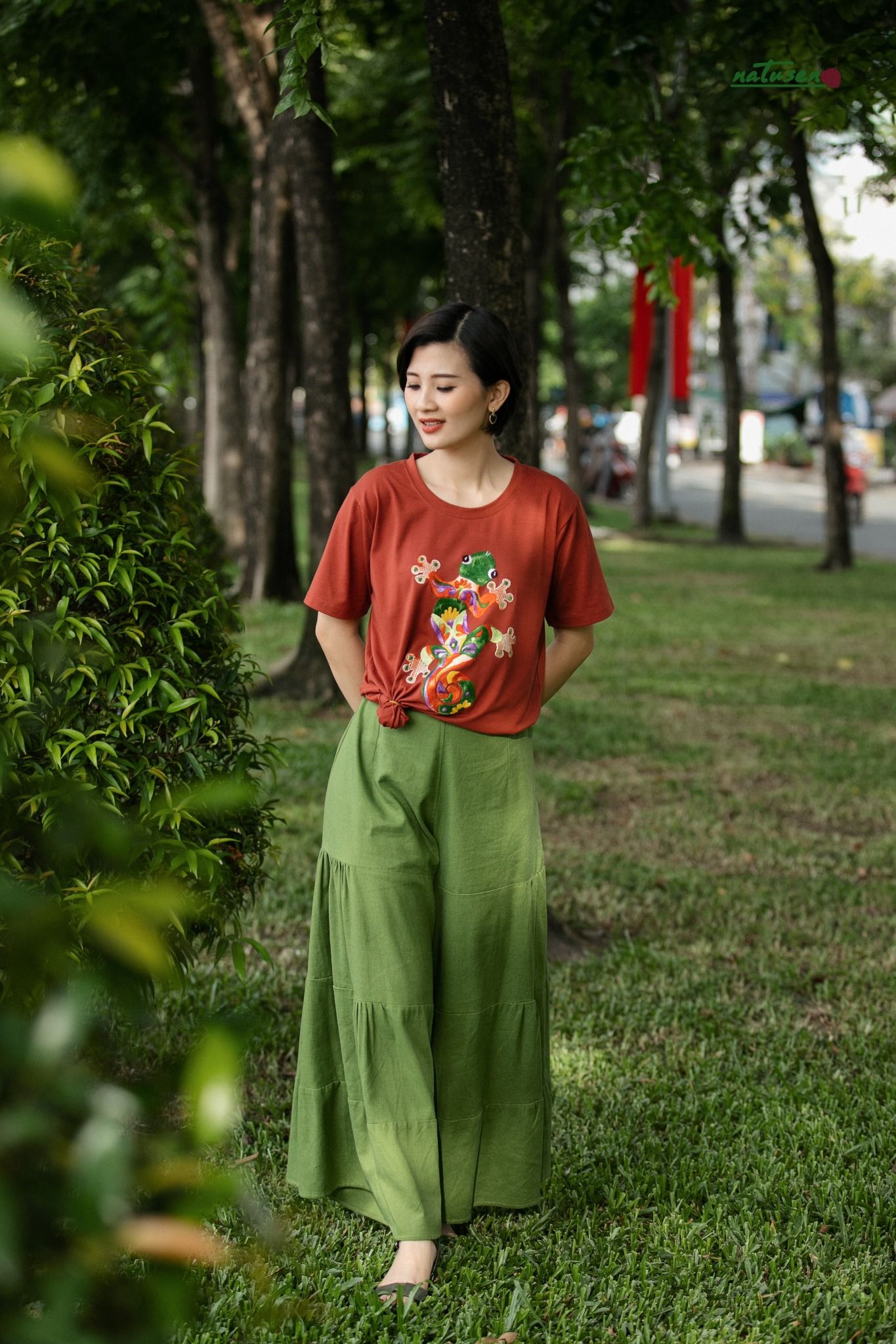 Quần gypsy linen xanh lá nhúng tầng Freesize