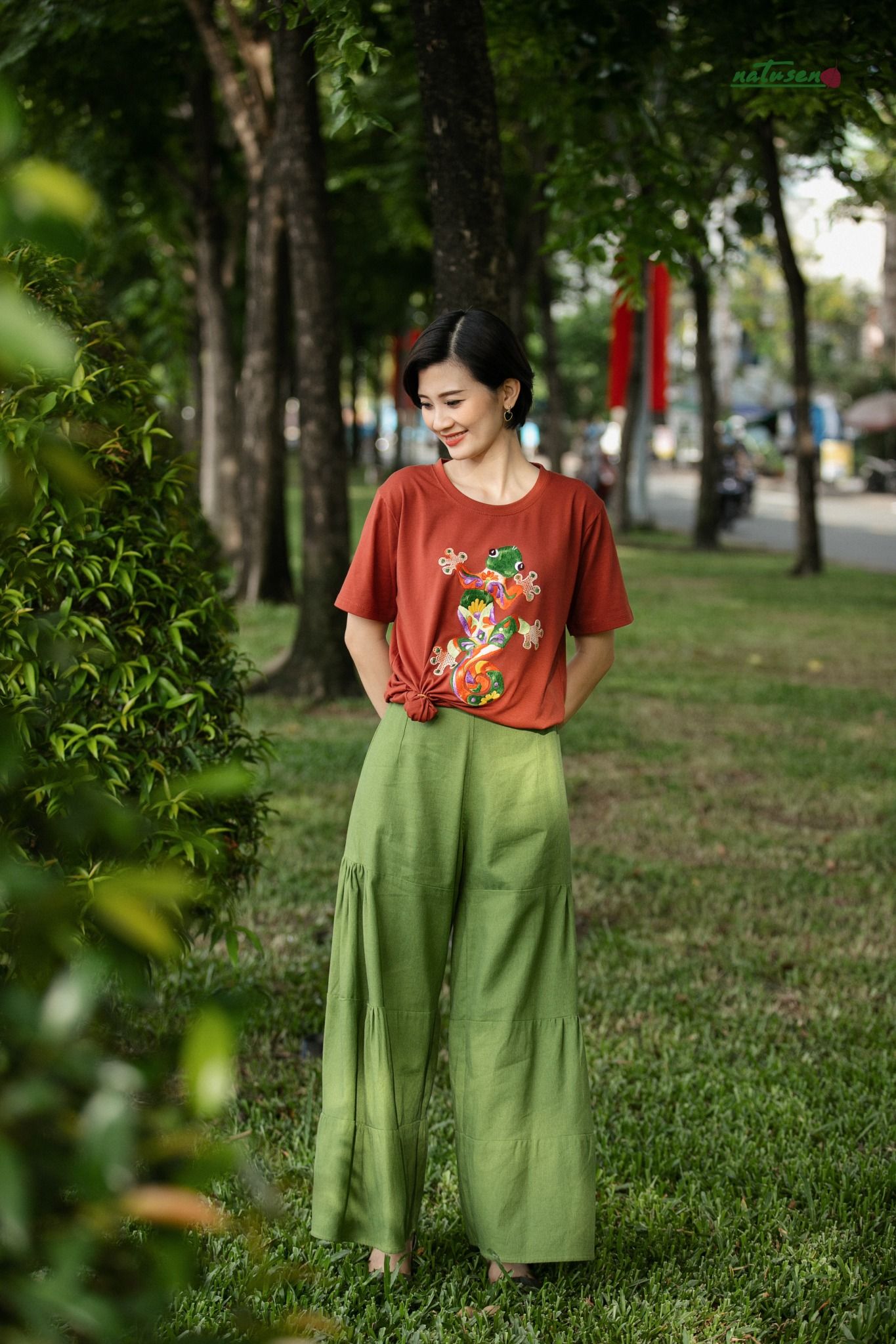 Quần gypsy linen xanh lá nhúng tầng Freesize
