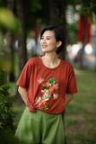  Áo Tshirt Vintage Brick thêu tay Tắc Kè 