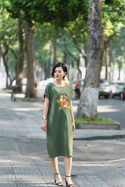 Đầm bí linen thêu tay Poppy Xanh Ve