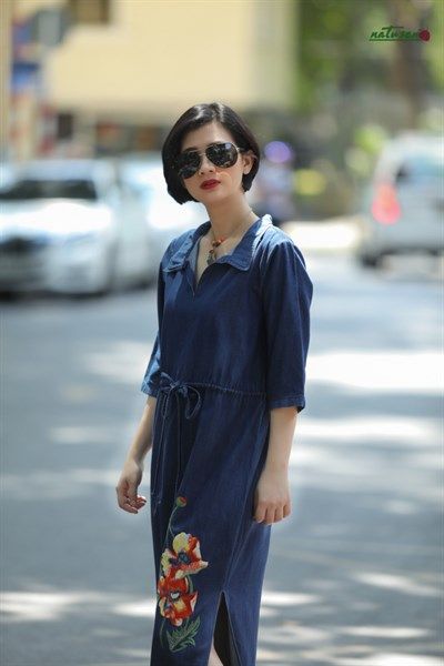 Đầm thêu tay Poppy denim maxi