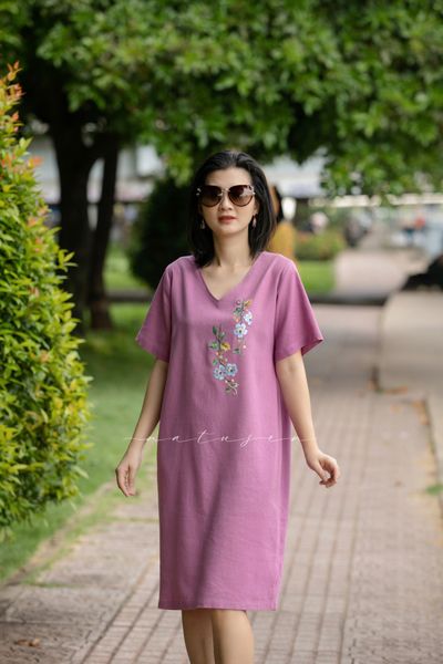  Đầm hồng chiều linen thêu tay Hoa Cát Đằng 