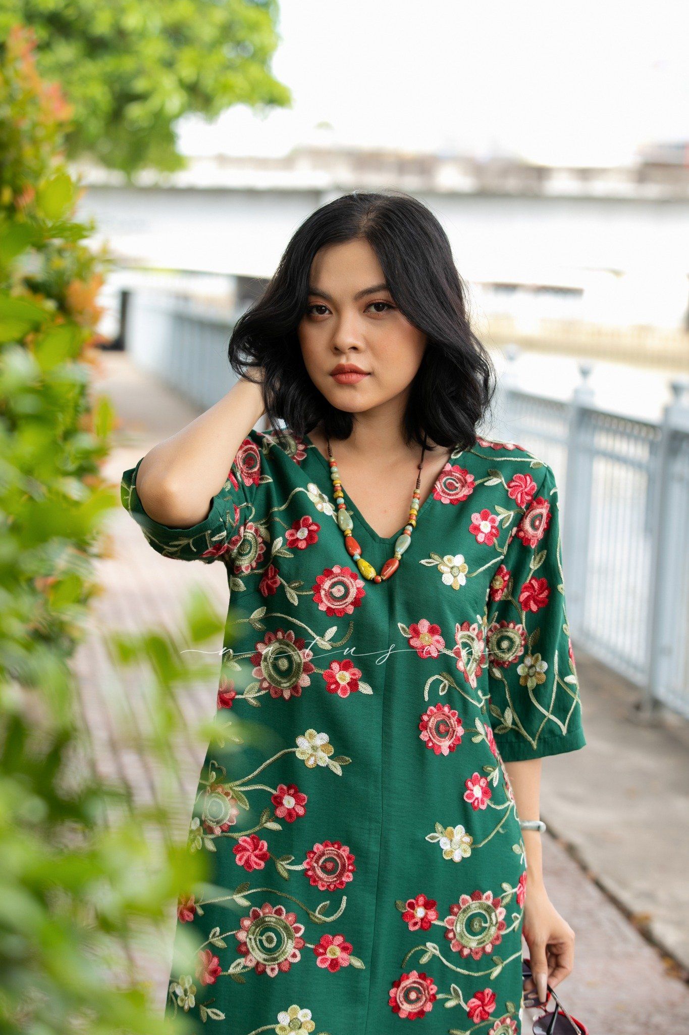 Dây chuyền Popart giọi nước xanh dương