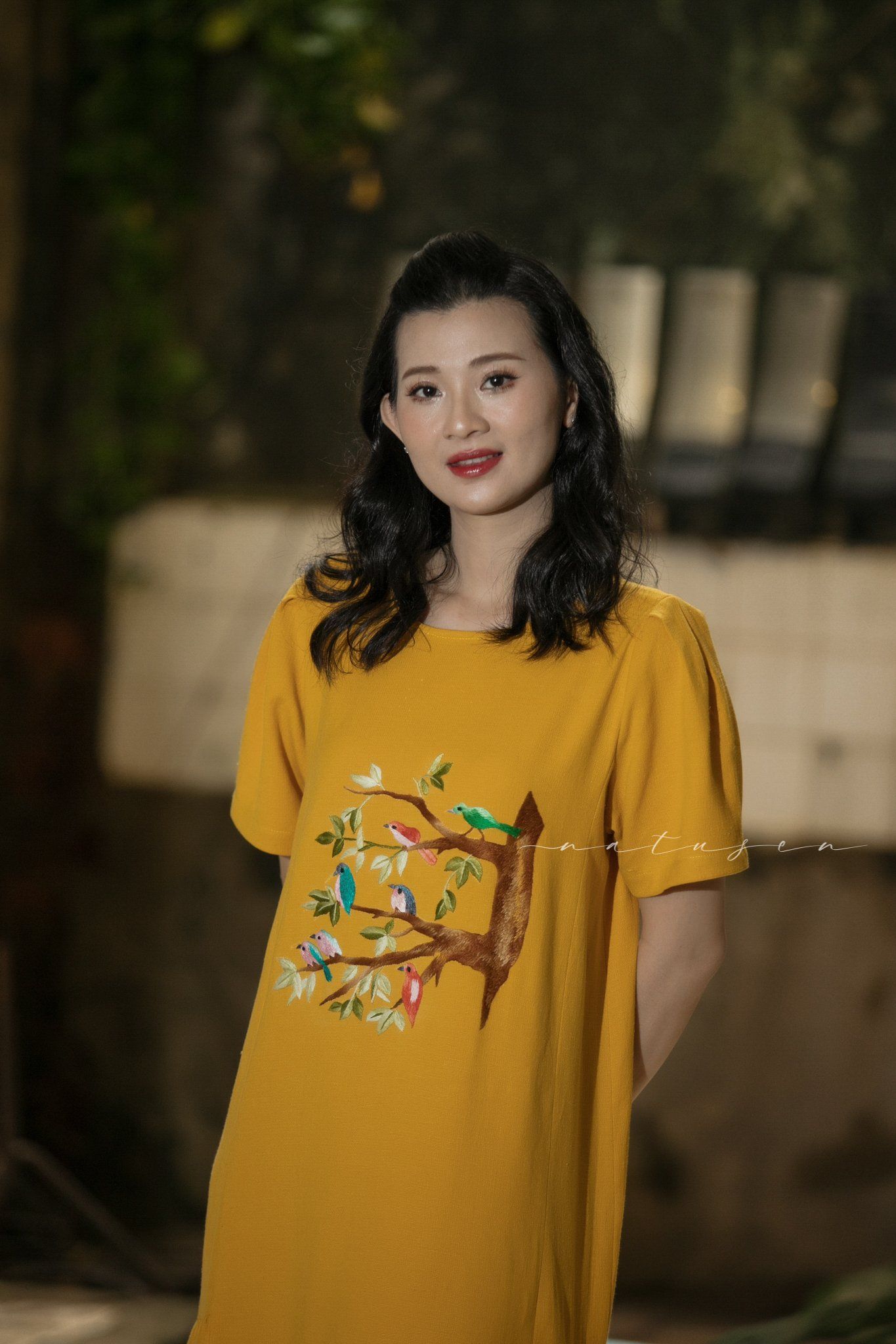 Đầm Remifa linen vàng cháy thêu tay Nhà Chim