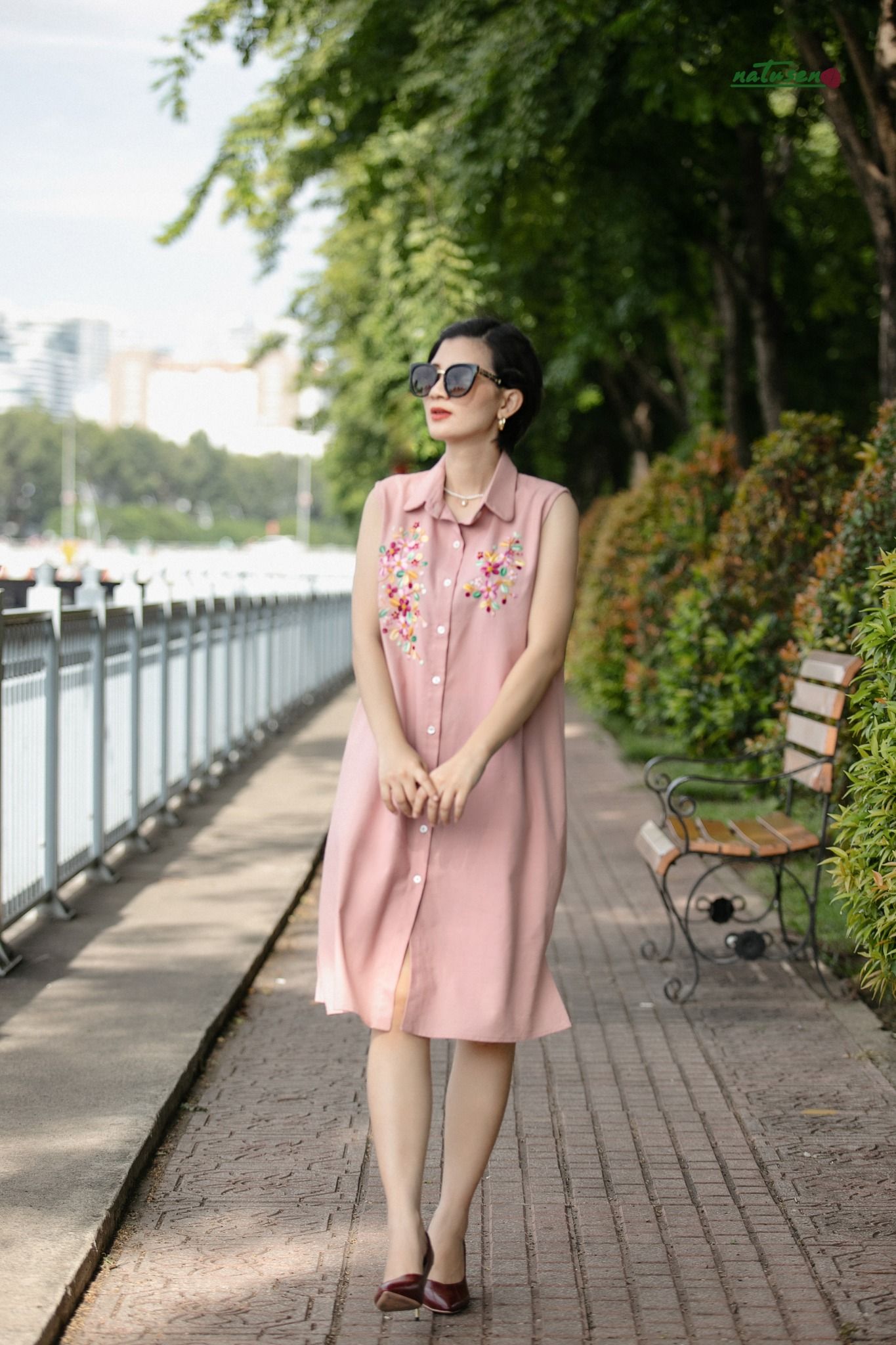 Đầm chemise Hồng pastel thêu tay Hoa Sim