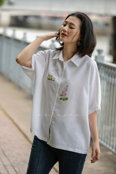  Áo linen thêu tay Lục Bình - Batty Trắng Sữa 