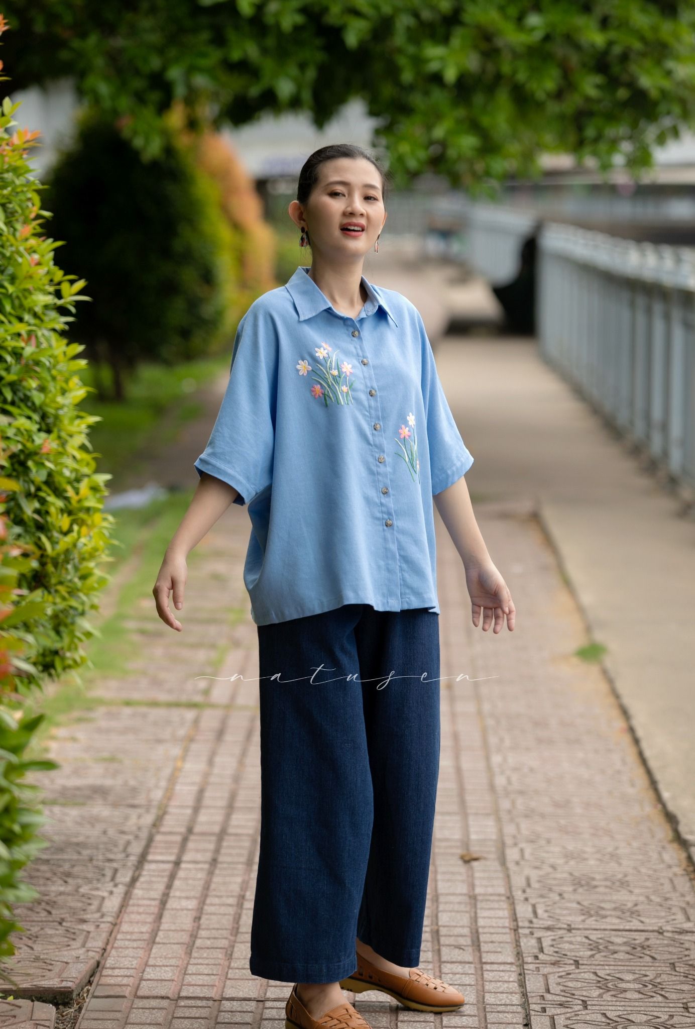 Quần Jeans lửng ống suông Dark