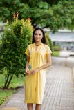  Đầm Kimono Vàng Cúc thêu tay Sen Hiên Nhiên 