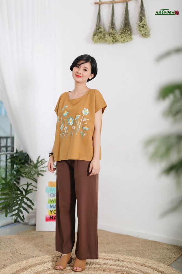 Áo linen thêu tay vàng đồng thêu Hoa Tầm Xuân