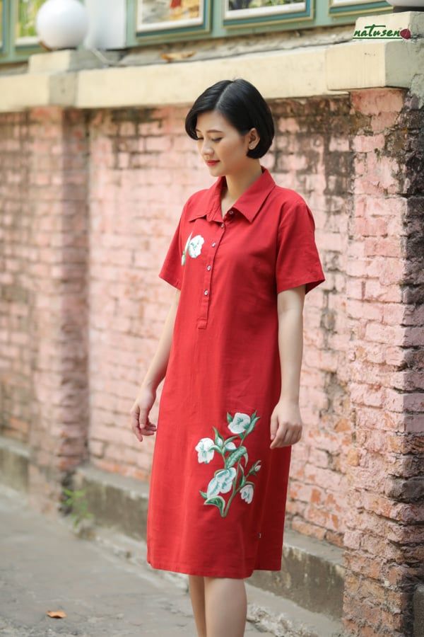  Đầm thêu tay chemise trụ Cam Gạch Hoa Trà 