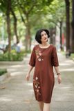  Đầm thêu thủ công hoa Poppybaby màu Maroon 