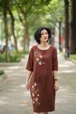  Đầm thêu thủ công hoa Poppybaby màu Maroon 