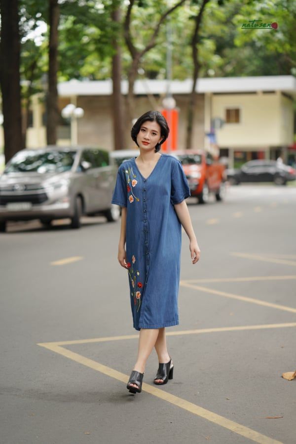Đầm denim thêu tay Poppy baby