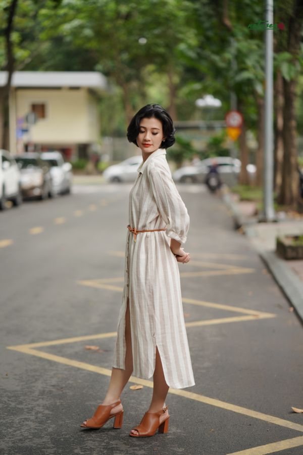 Đầm linen yarndyed sọc dọc kem beige
