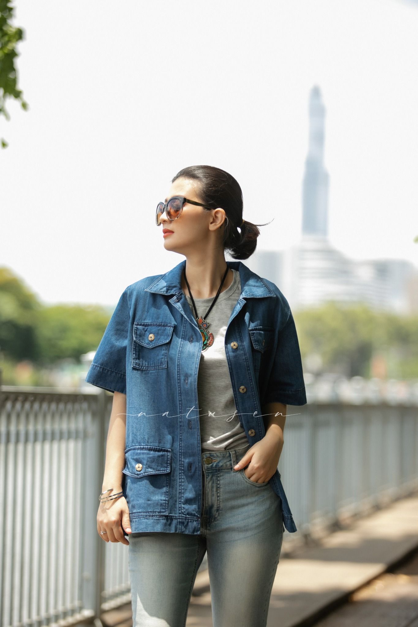 Áo khoác Melana denim Safari thêu tay Mèo Hoa Hồng