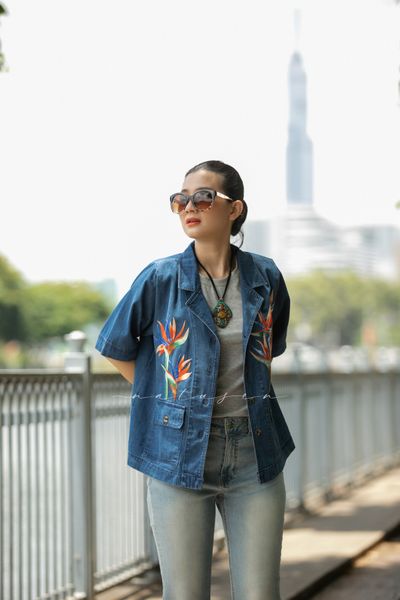  Áo khoác Cheetee denim thêu tay Hoa Thiên Điểu 