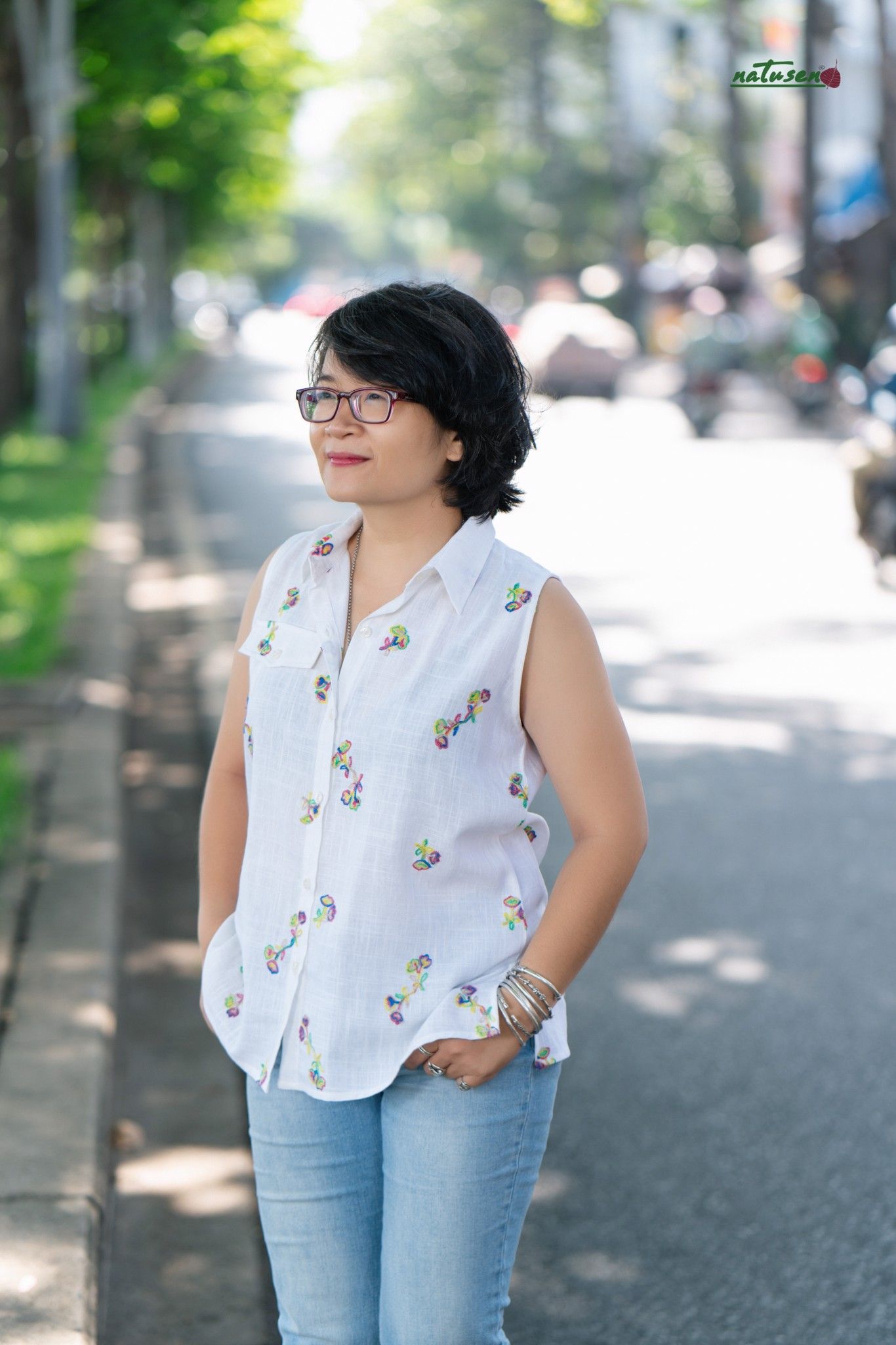 Áo chemise linen trắng Ren thêu