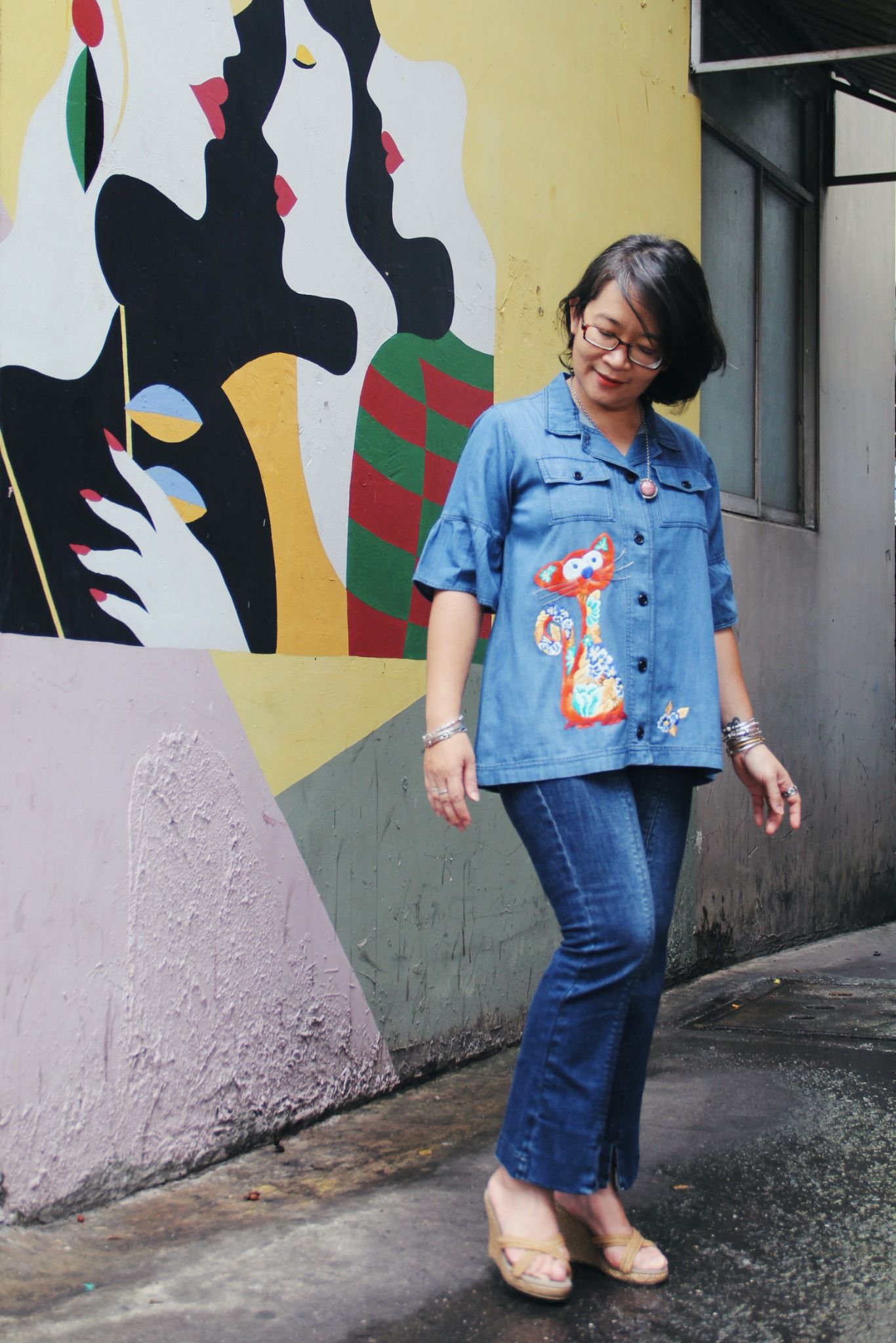 Quần jeans ống loe - Medium