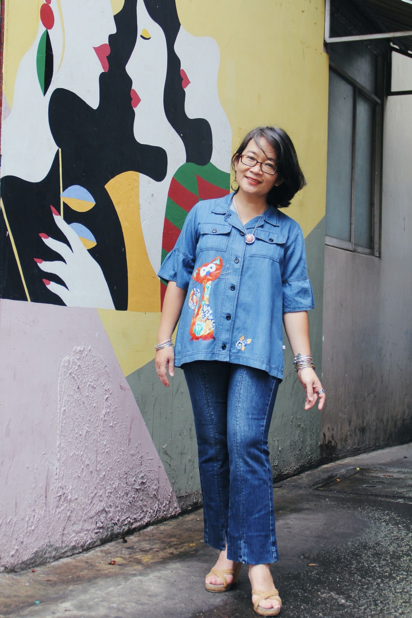 Quần jeans ống loe - Medium