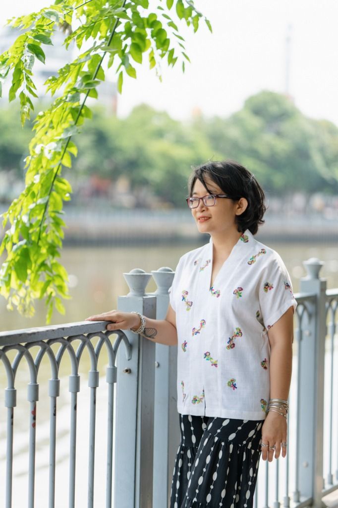Áo linen Trắng kimono ren thêu