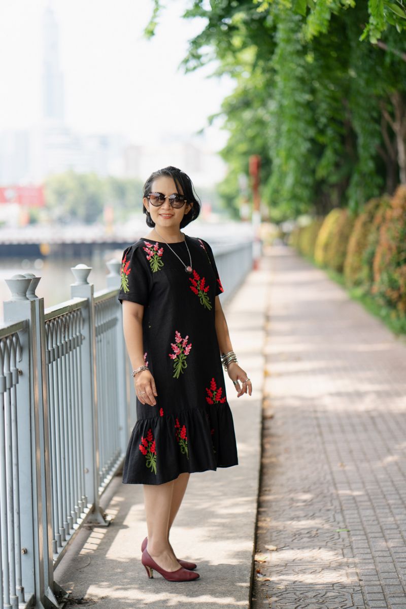 Đầm BaBy Đen Ren thêu tay ngắn