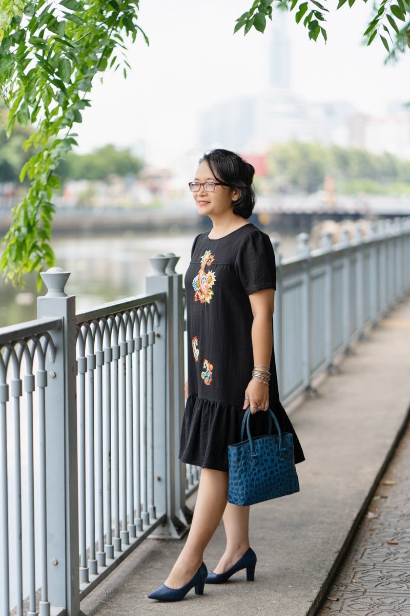 Đầm baby Đen Fire Paisley thêu thủ công