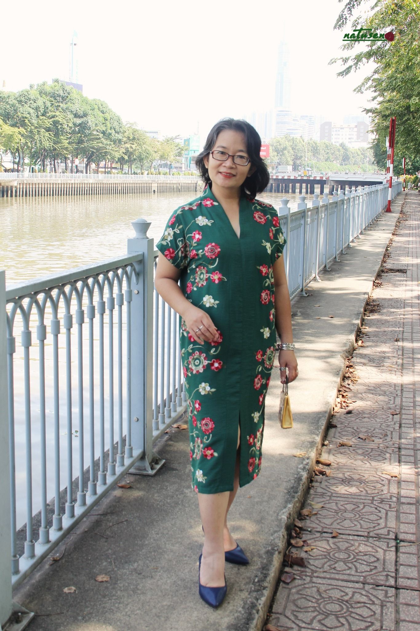 Đầm Xanh ren thêu kimono