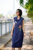  Đầm thêu tay denim chemise trụ Taucan TD 