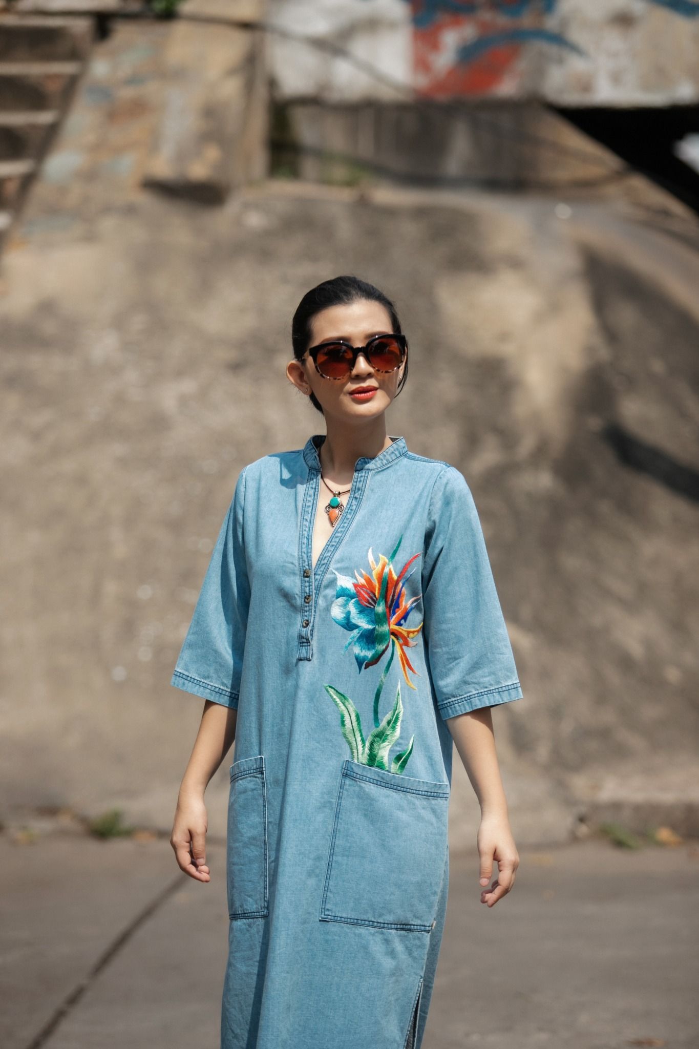Đầm Susan denim thêu tay Hạc Tiên