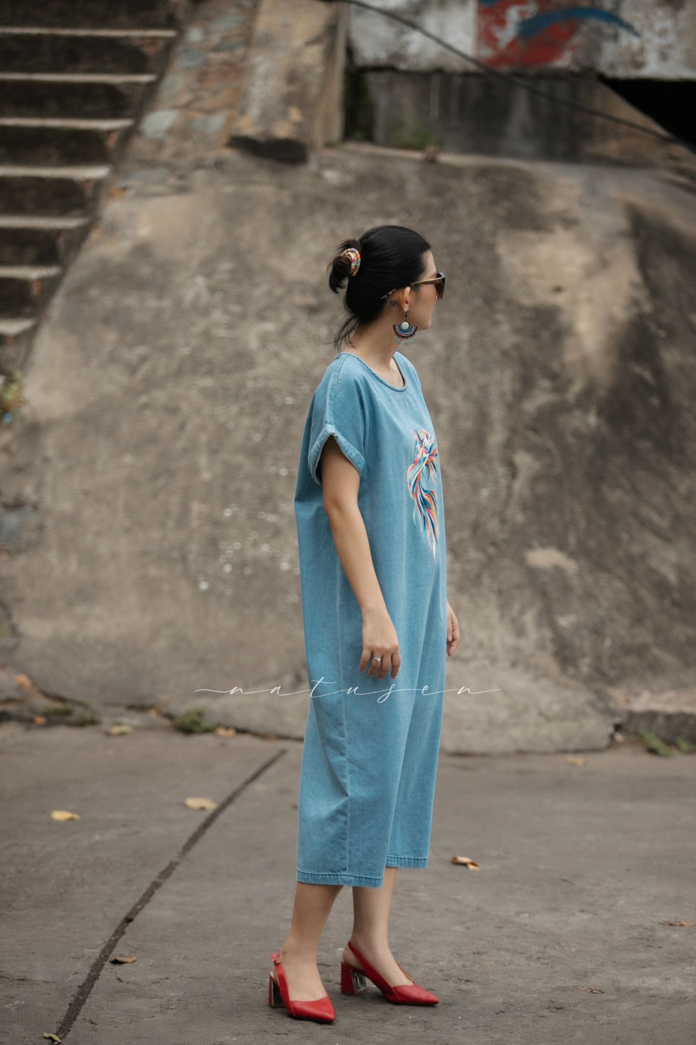Đầm Tahera denim thêu tay Cá Betta