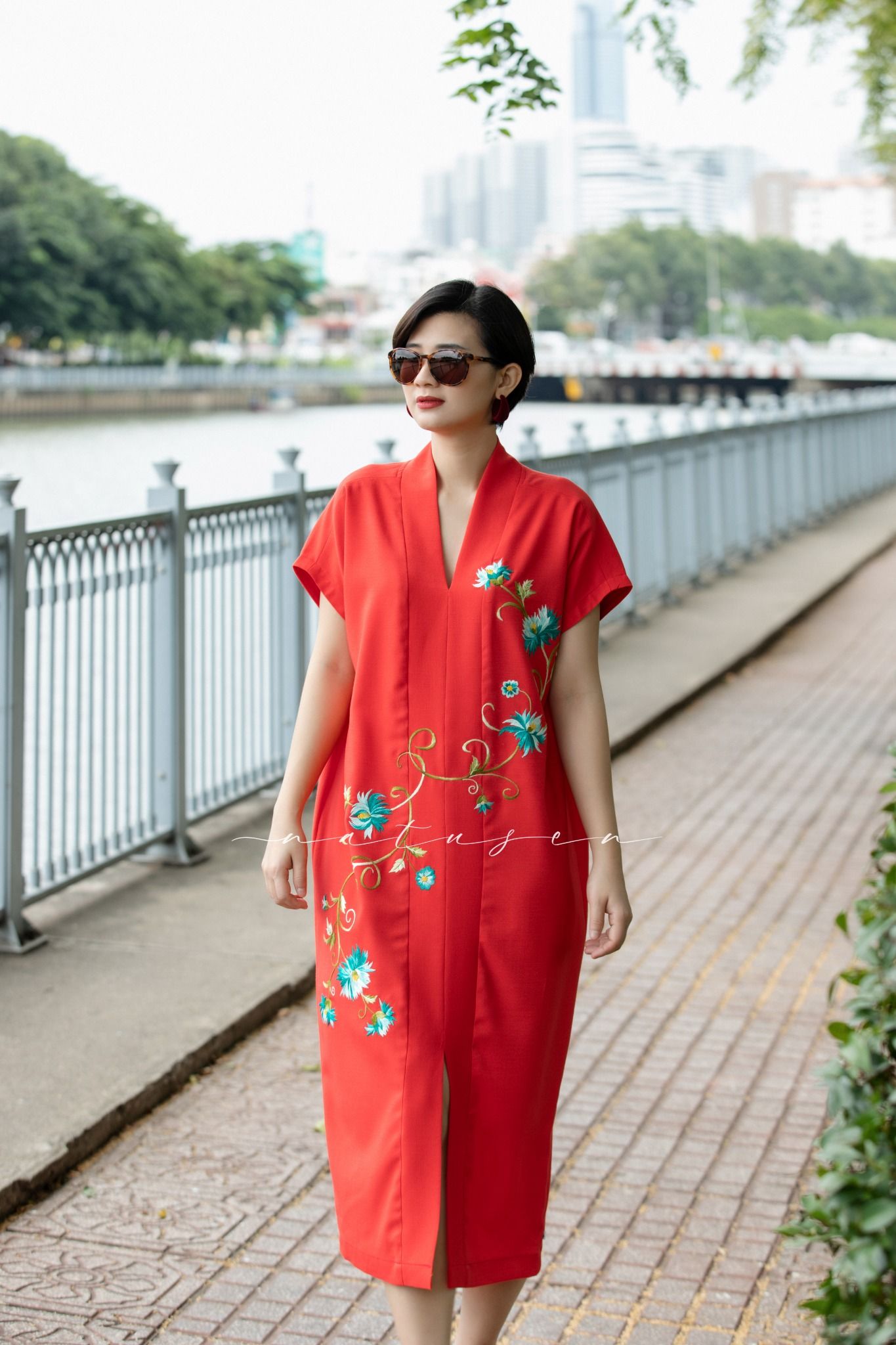 Đầm Kimono Cam thêu tay Cúc Kim Mỹ