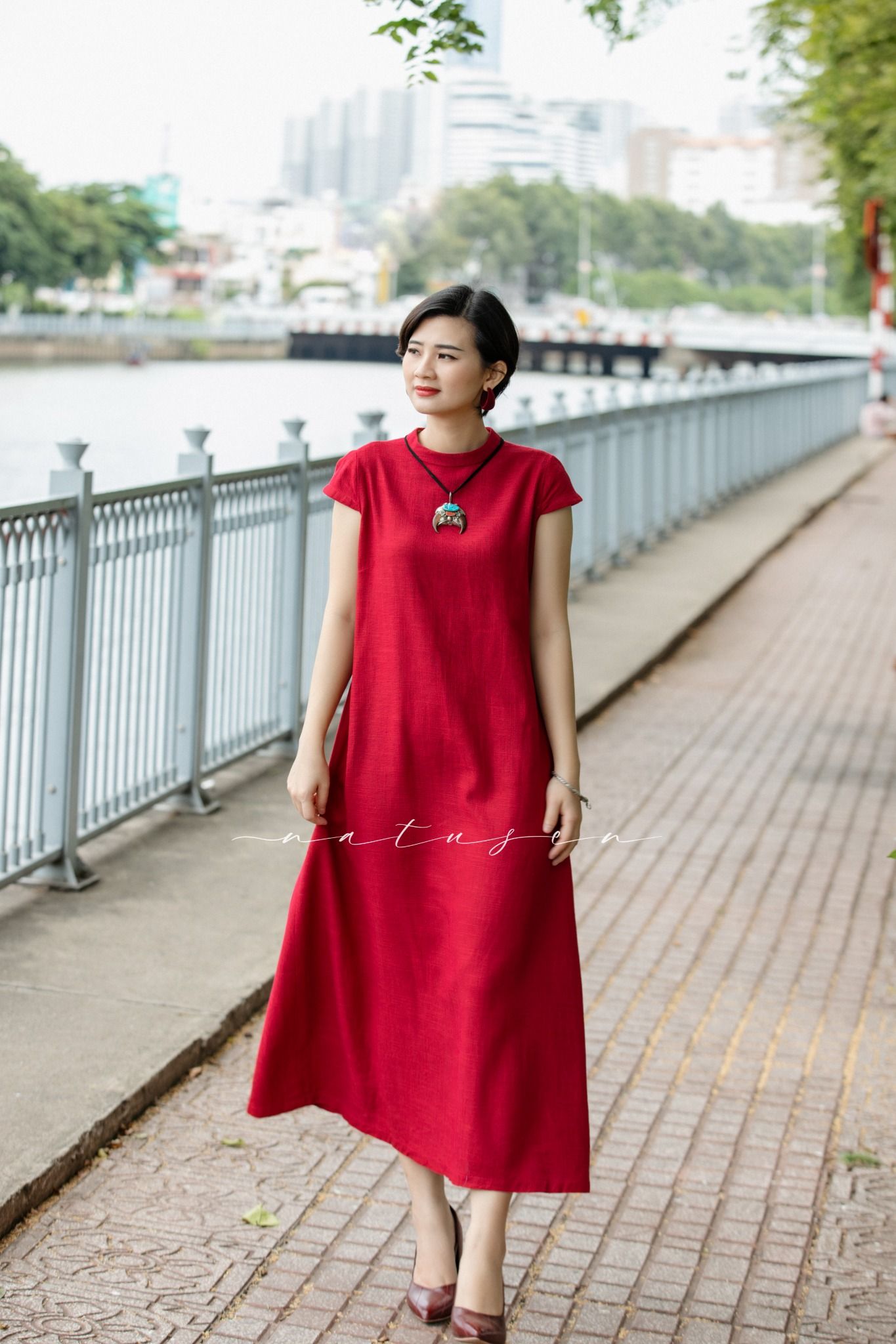 Đầm Selena Đỏ Tết cổ O tay con