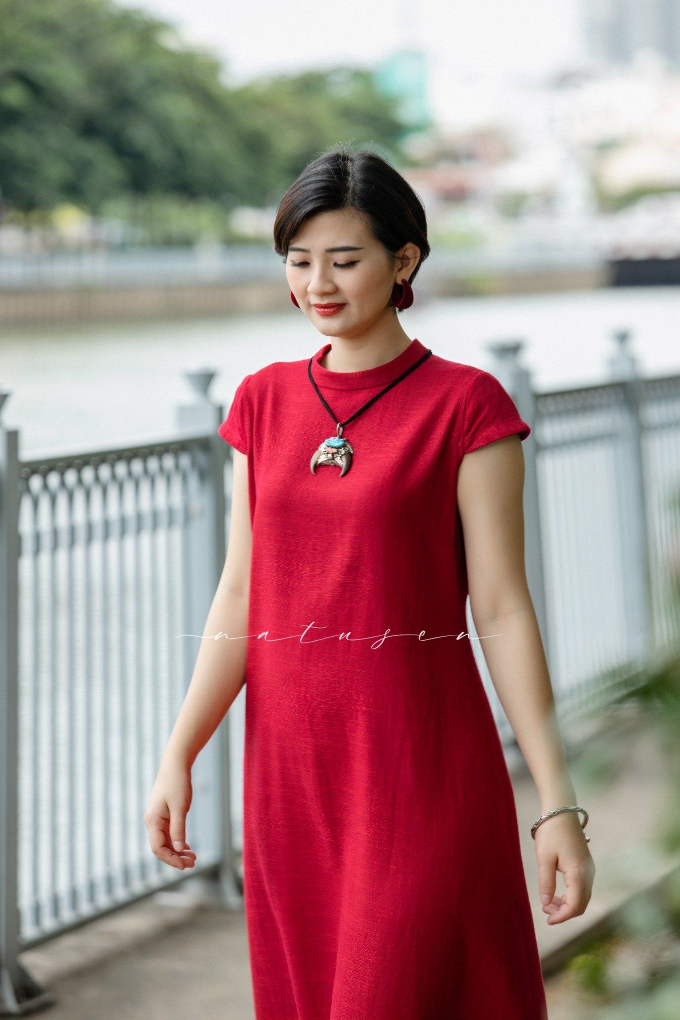 Đầm Selena Đỏ Tết cổ O tay con